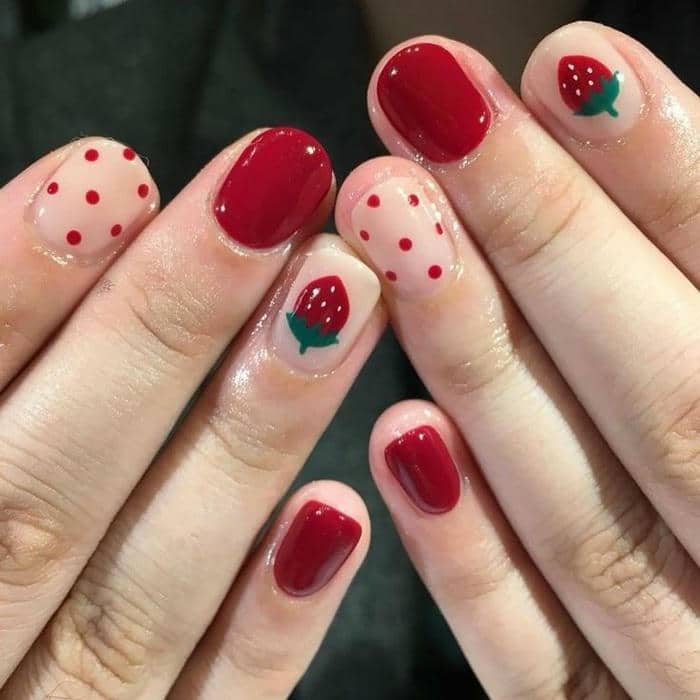 nail màu đỏ vẽ