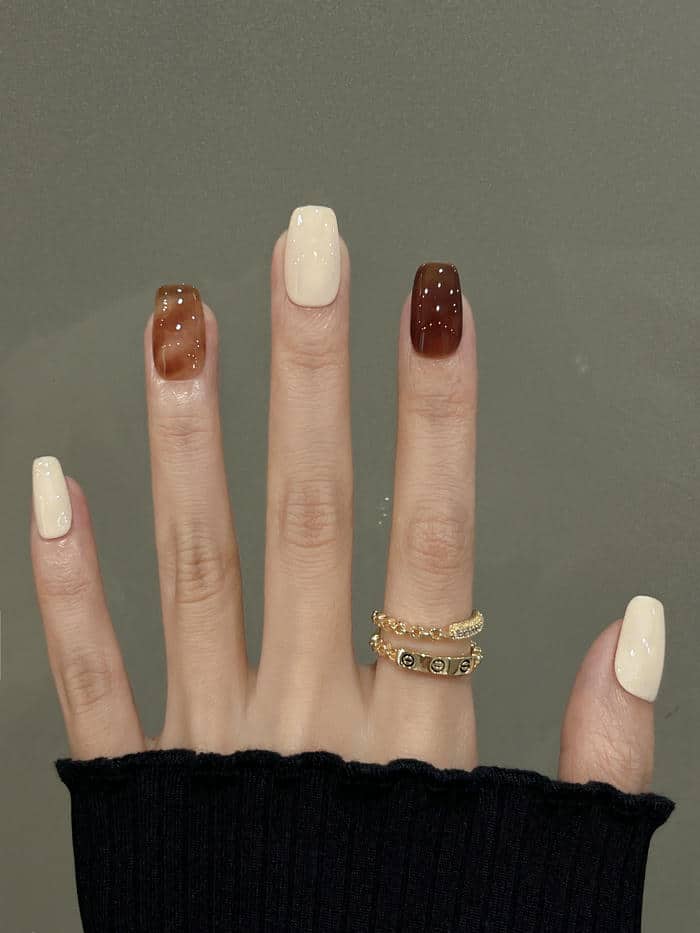 nail màu nâu cam