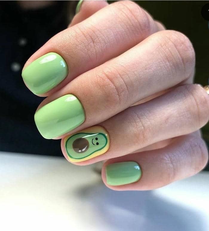 nail màu xanh bơ