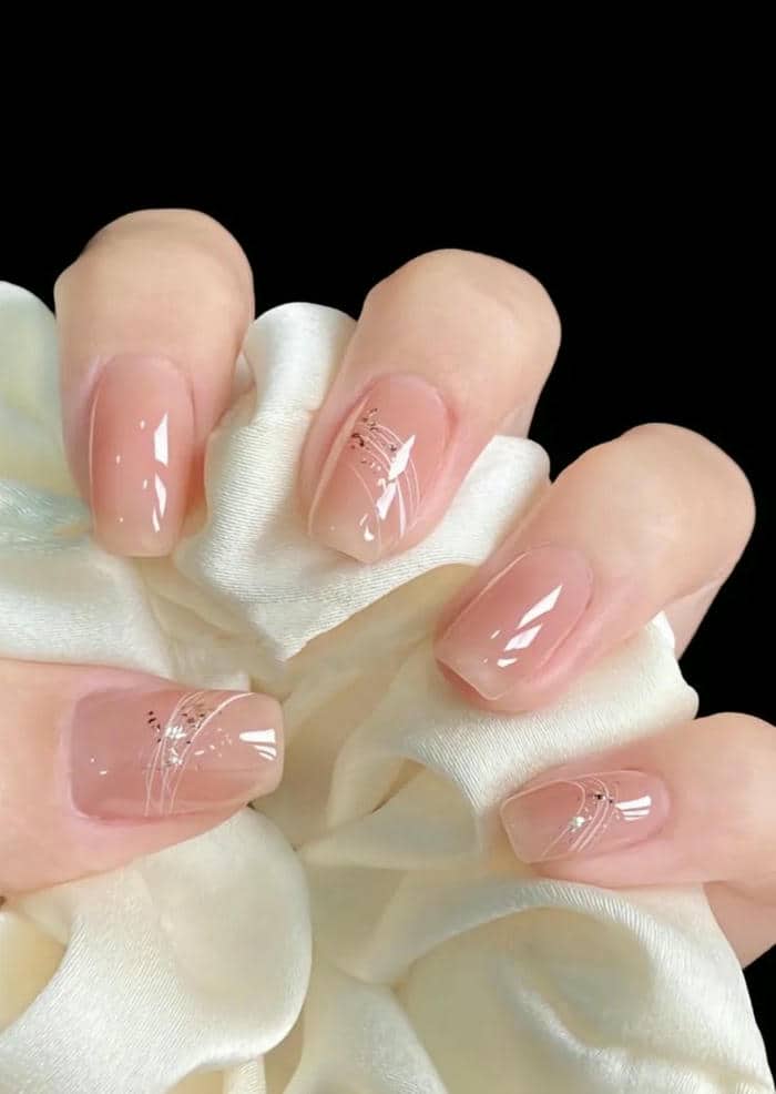 nail nhẹ nhàng đi học