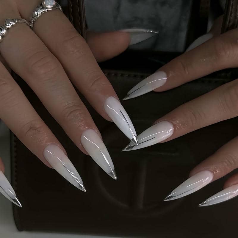 nail nhọn trắng