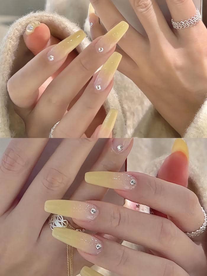 nail ombre đính đá đơn giản