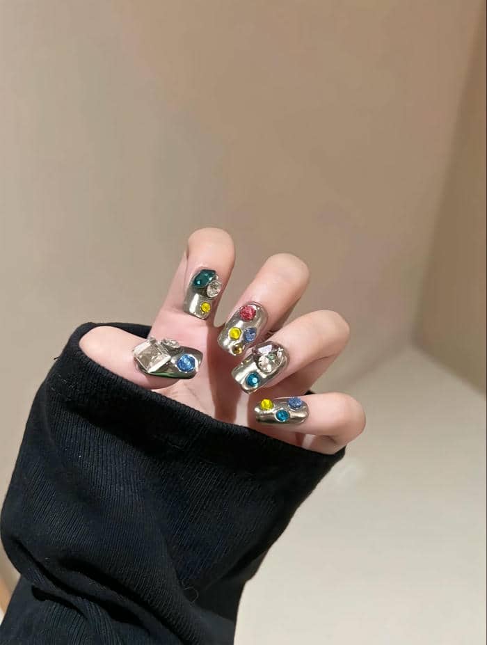 nail tráng gương cầu vồng