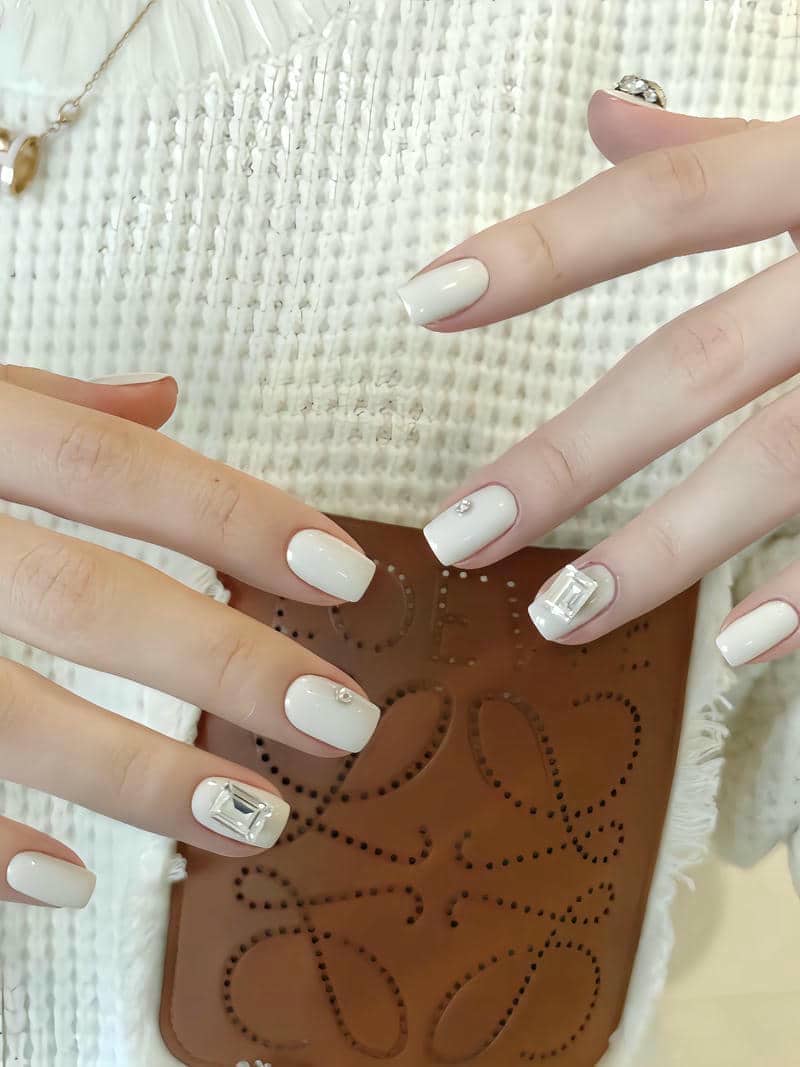 nail trắng sữa