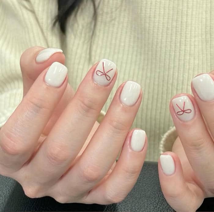 nail trắng vẽ