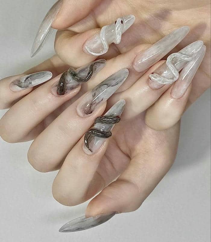 nail vân đá trắng đen