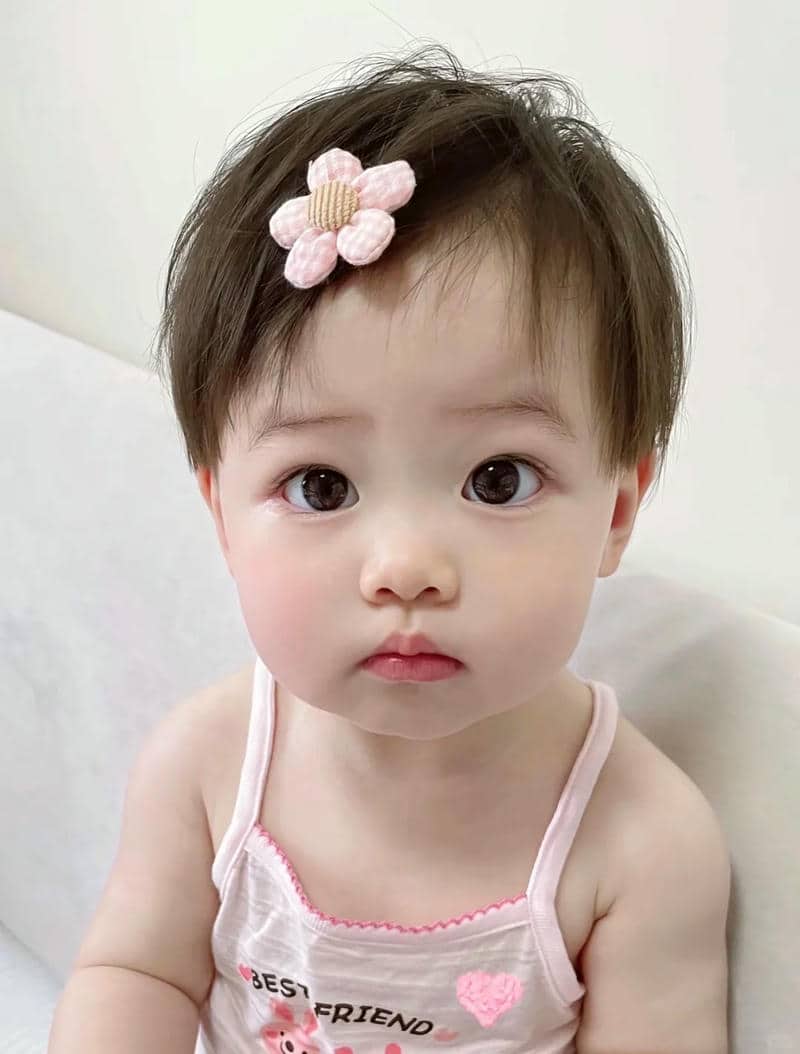 ảnh bé gái cute