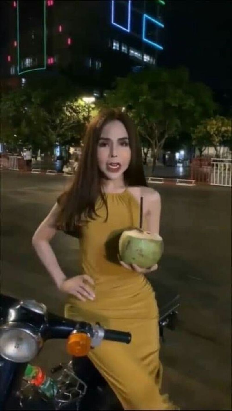 ảnh cô linda meme