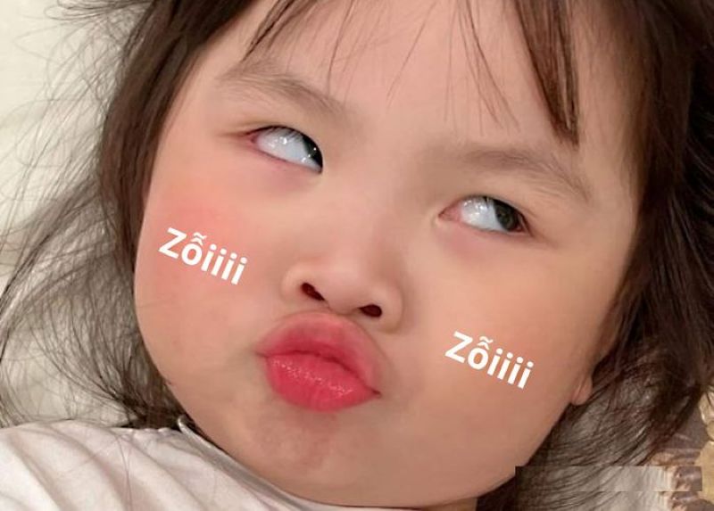 ảnh em bé dỗi