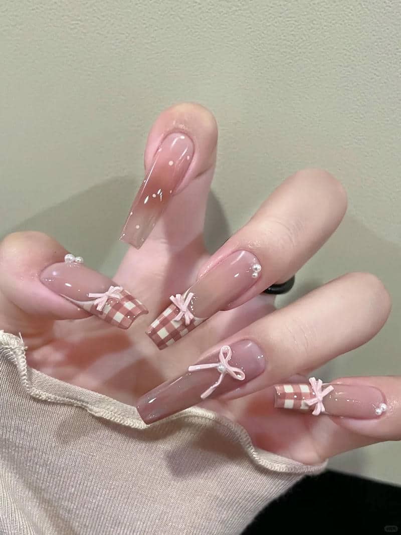 ảnh mẫu nail sơn đầu móng đẹp