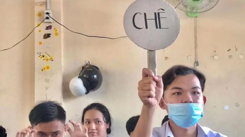 ảnh meme chê hài