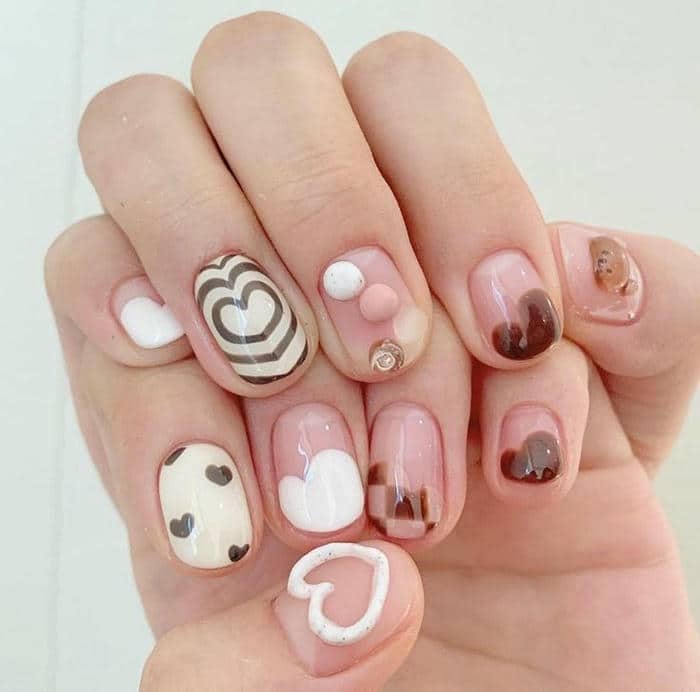 ảnh nail màu nâu pastel