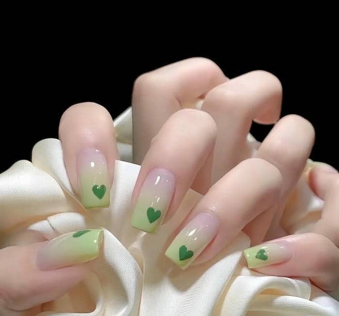 ảnh nail màu xanh pastel