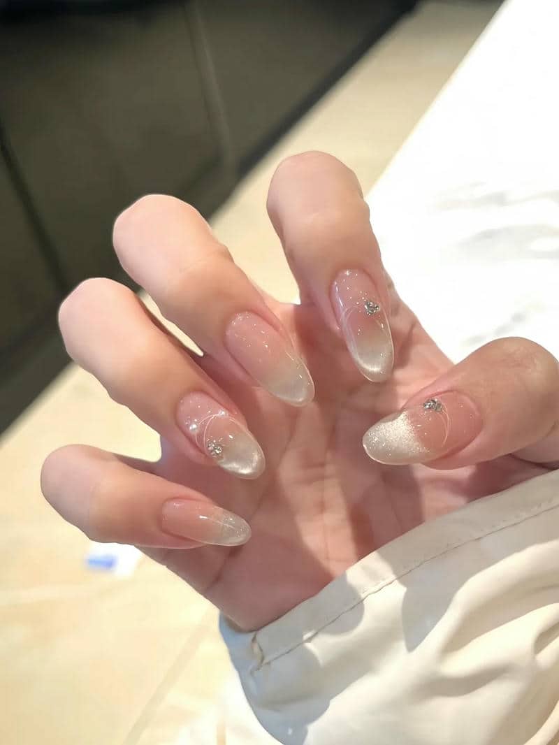 ảnh nail thiết kế đơn giản