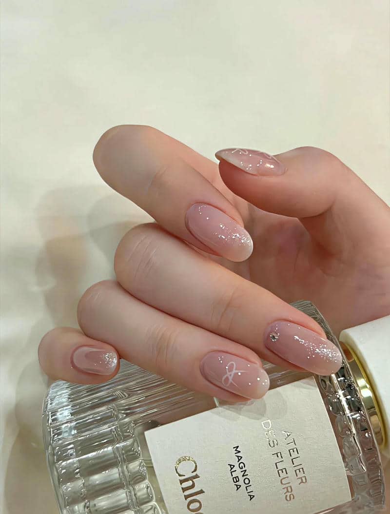 ảnh nail valentine cho móng ngắn