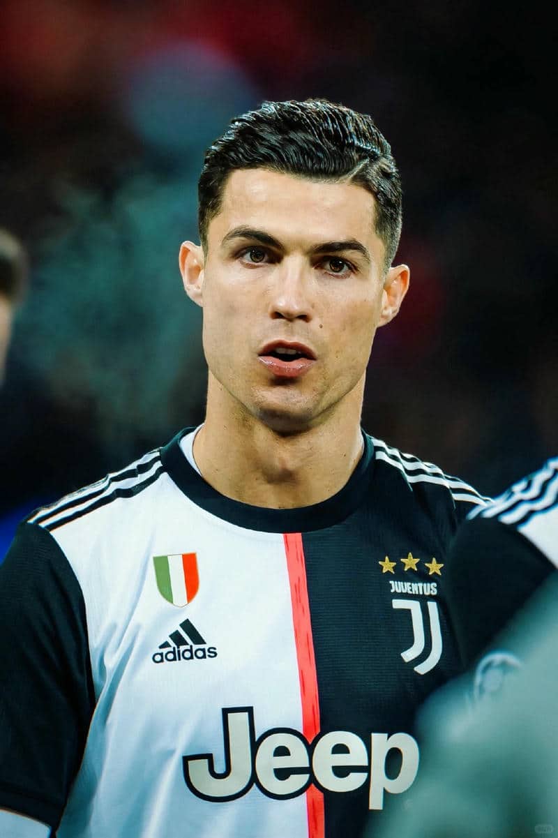 ảnh nền đt ronaldo ngầu