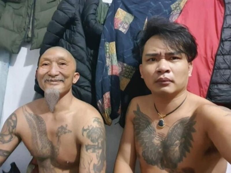 ảnh thầy tu hài hước