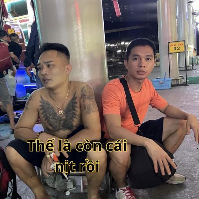 có cái nịt meme