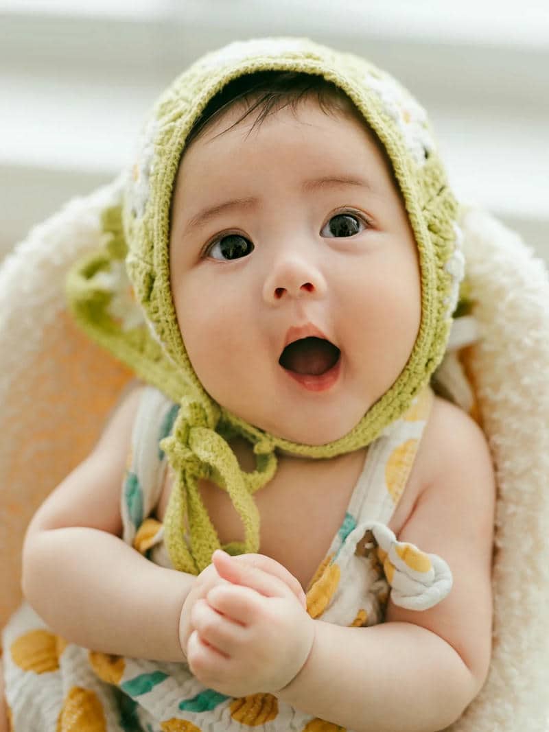 hình ảnh bé gái dễ thương