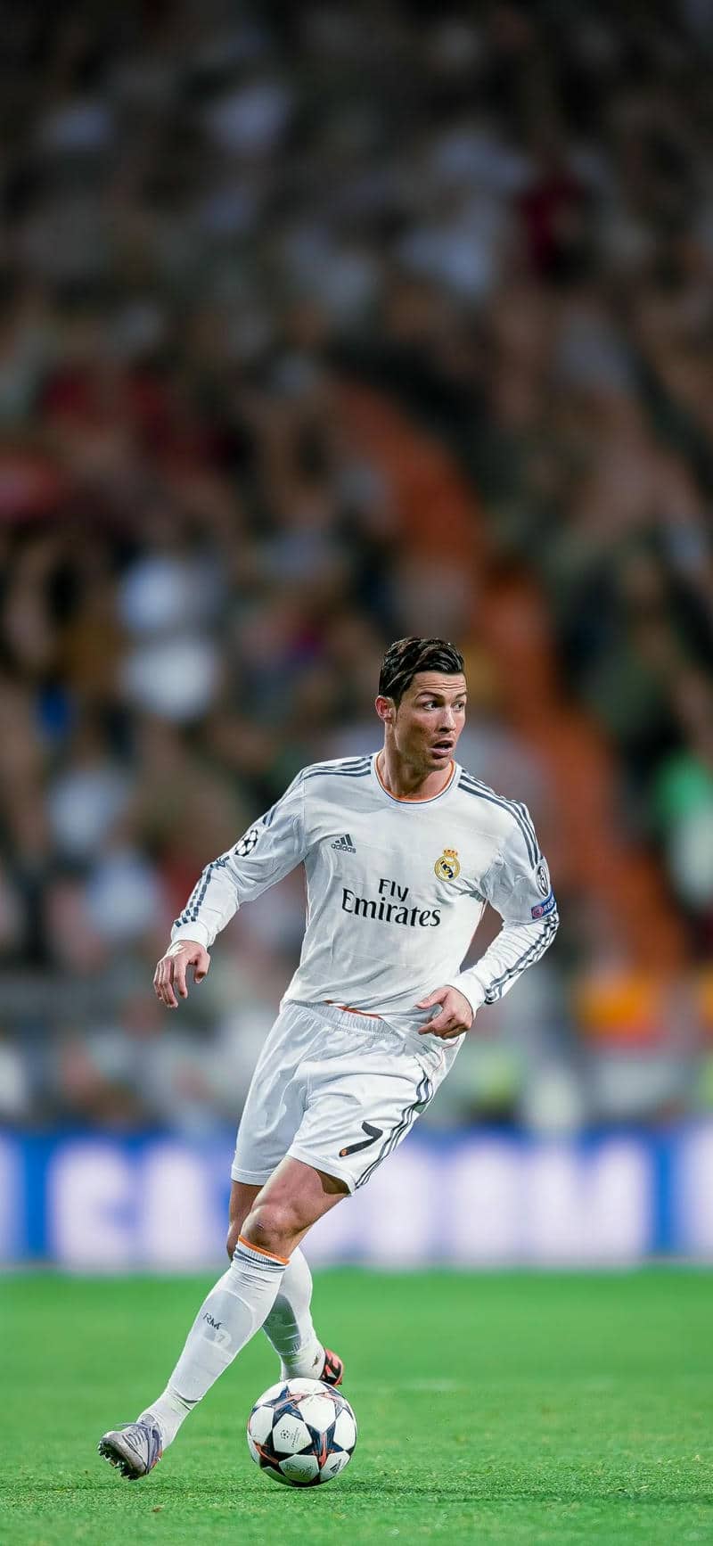 hình ảnh cầu thủ bóng đá ronaldo