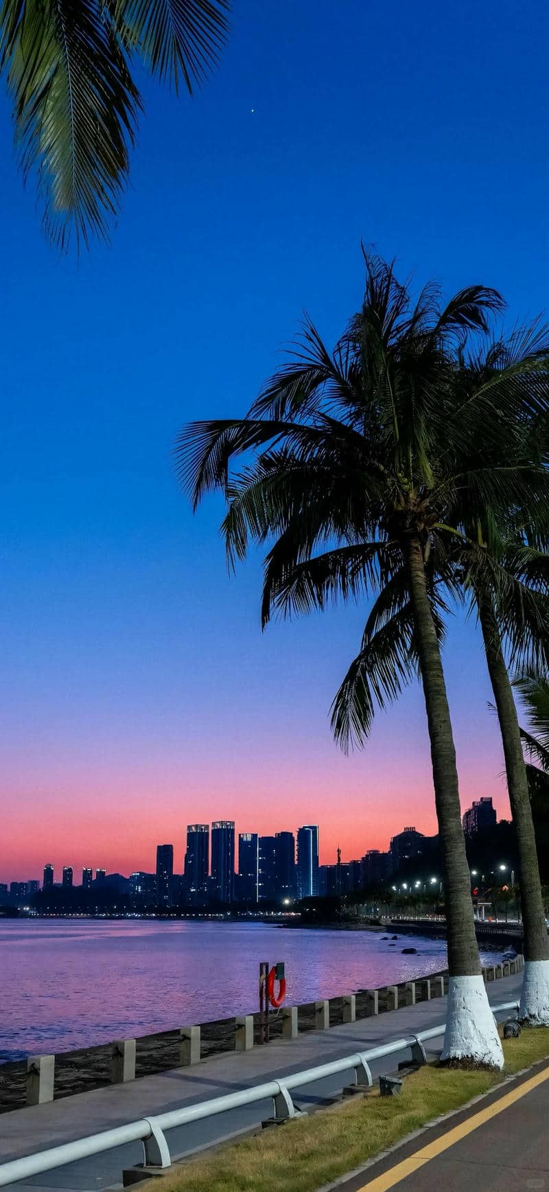 hình nền iphone màu xanh