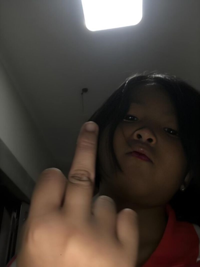 hình nền ngón giữa