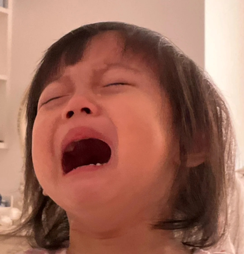 mặt buồn meme