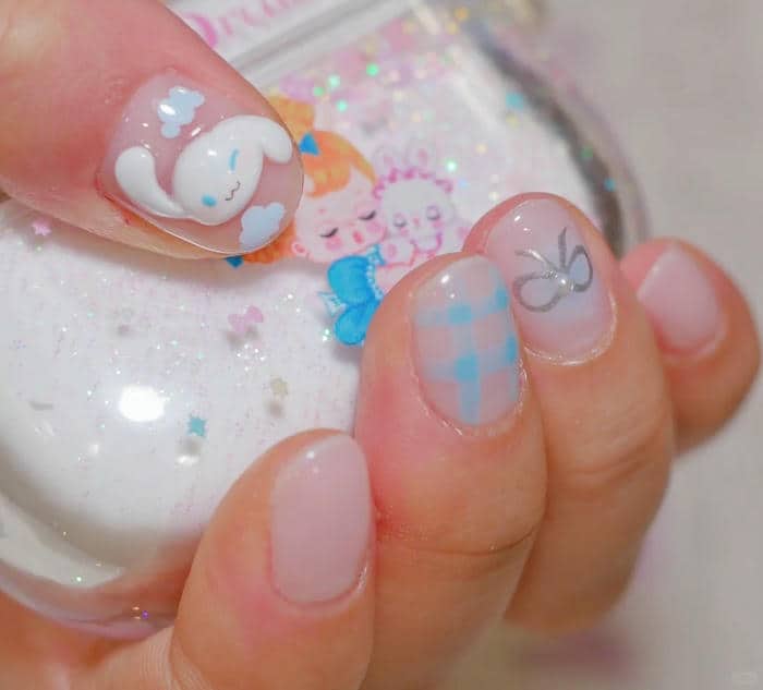 mẫu nail cinnamoroll cho móng ngắn
