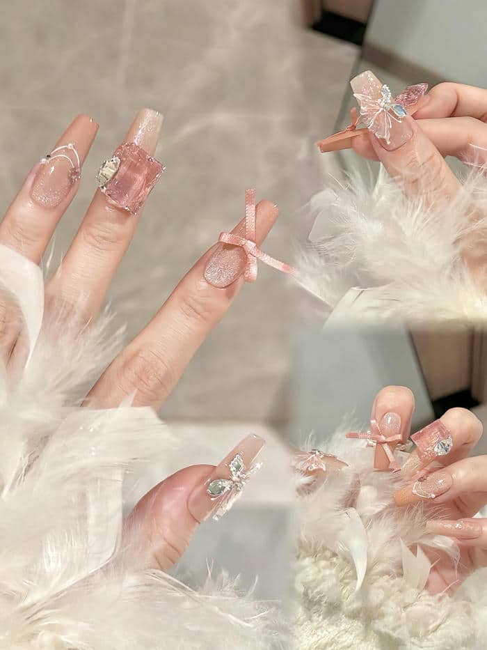 mẫu nail đính đá nơ