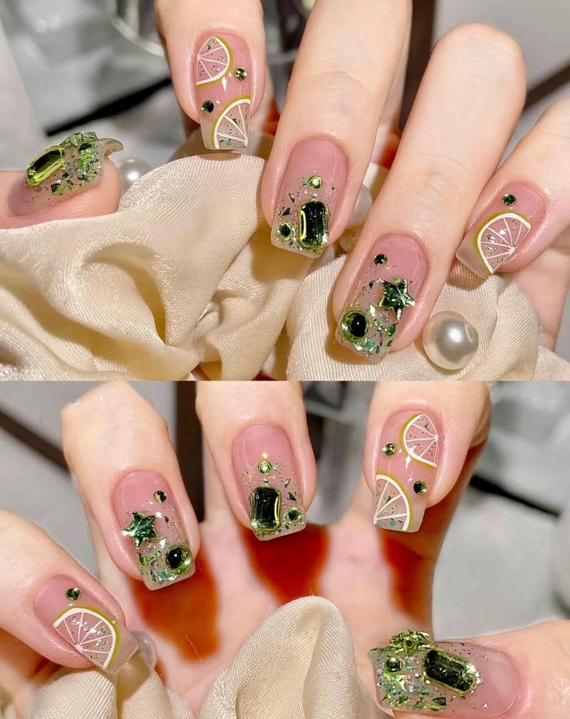 mẫu nail móng ngắn đính đá