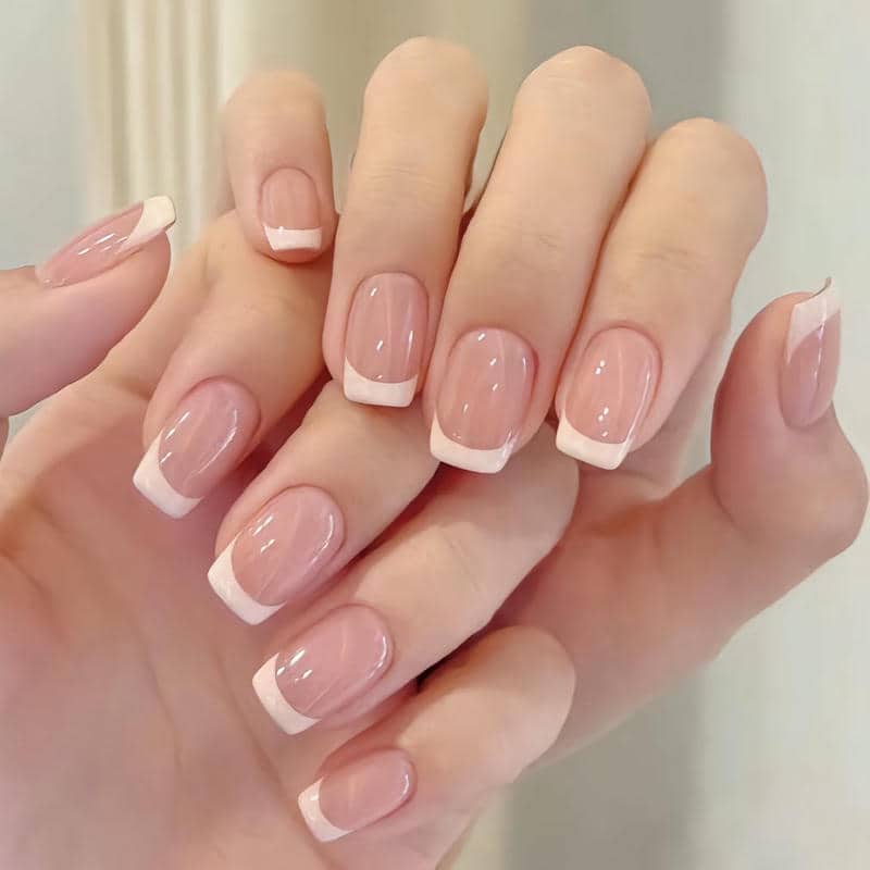 mẫu nail vuông trắng