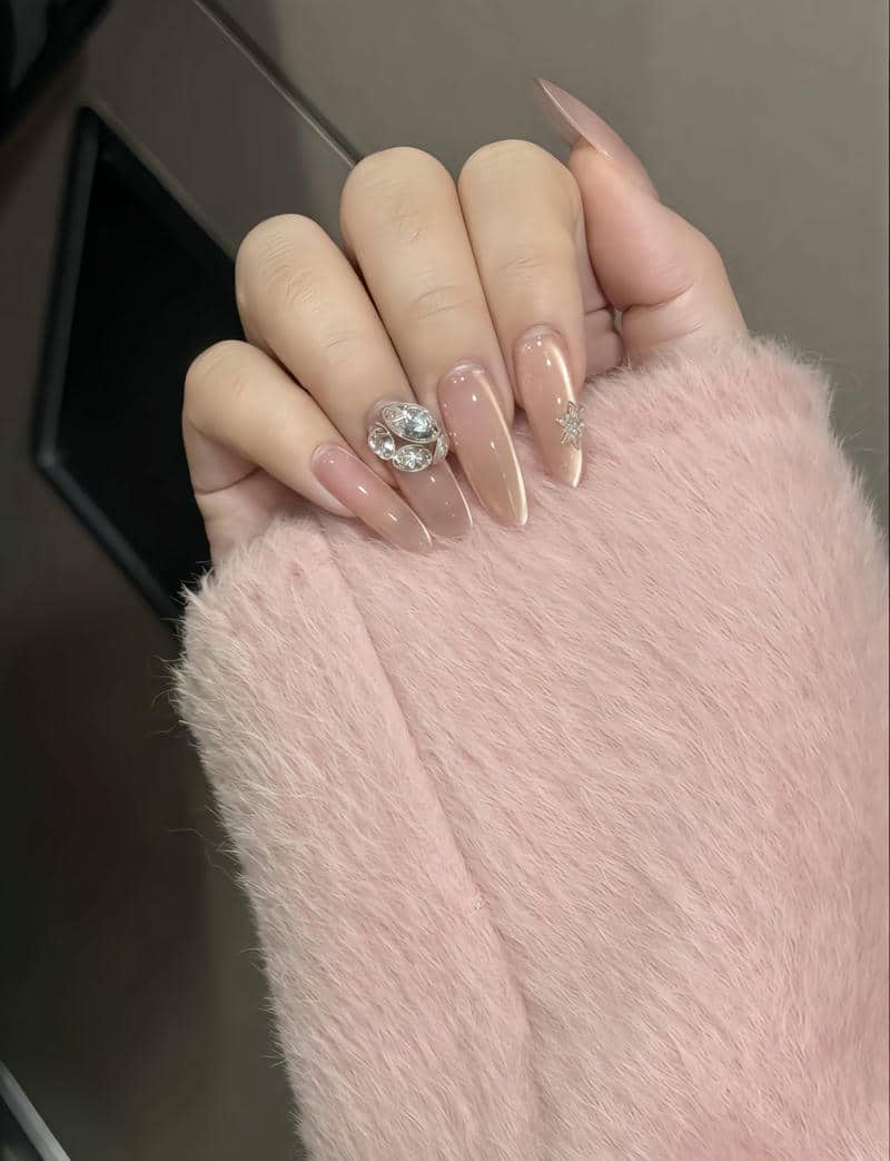 nail mắt mèo thạch nude