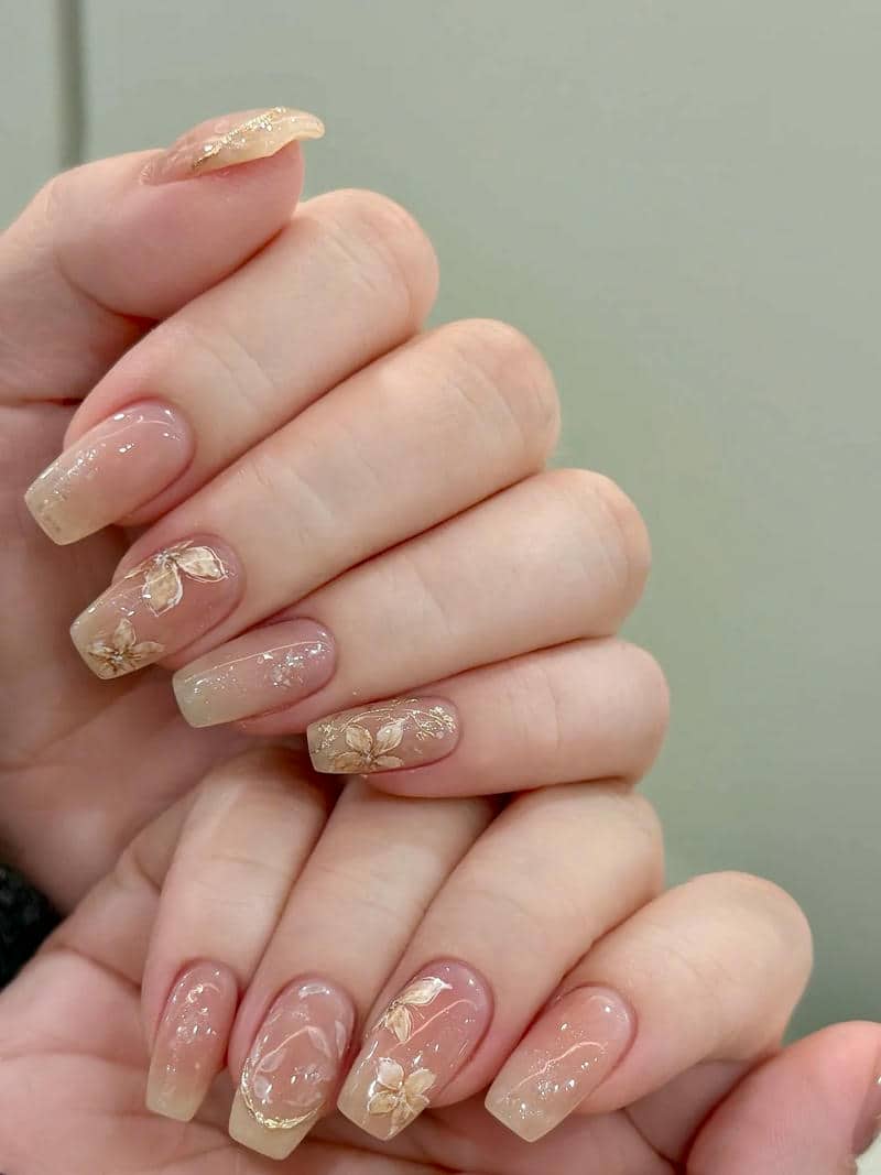 nail thiết kế móng ngắn nhẹ nhàng