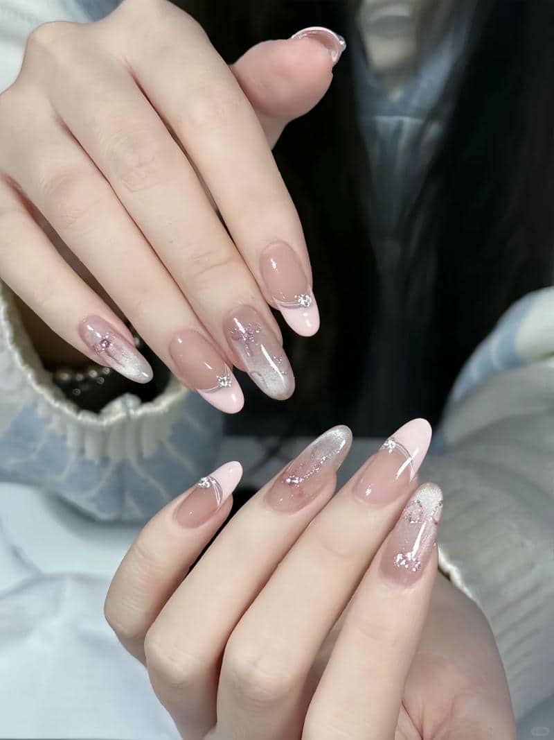 nail thiết kế nhẹ nhàng