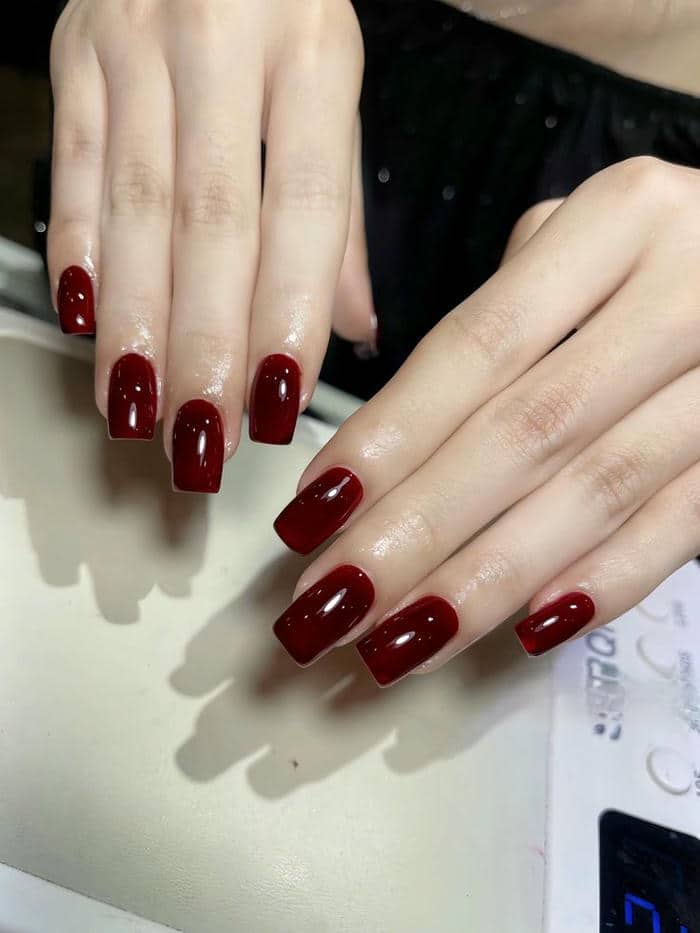 nail trơn tôn da