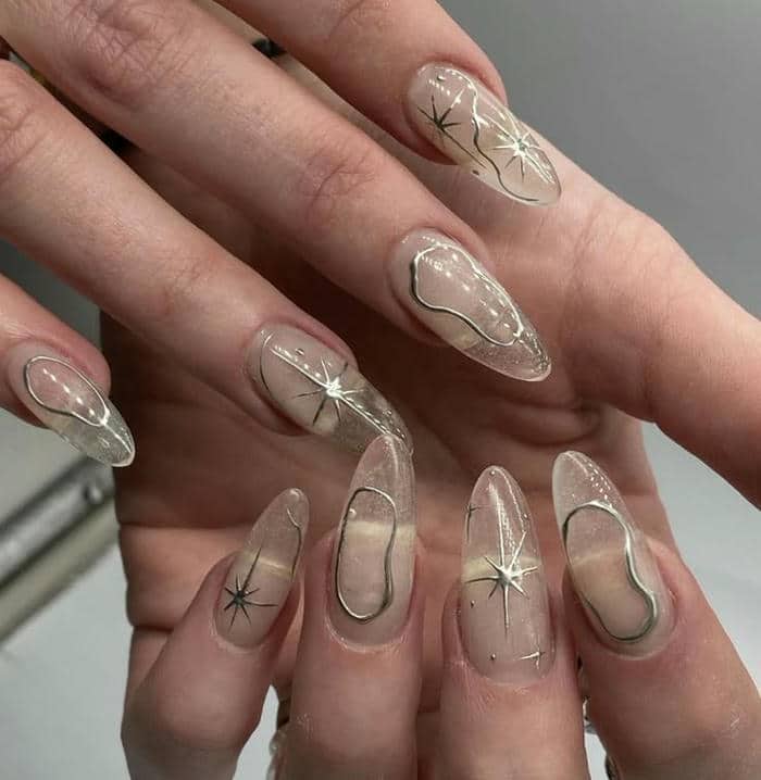 nail trong suốt cá tính