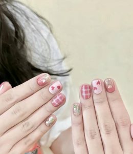 ảnh nail móng ngắn đáng yêu