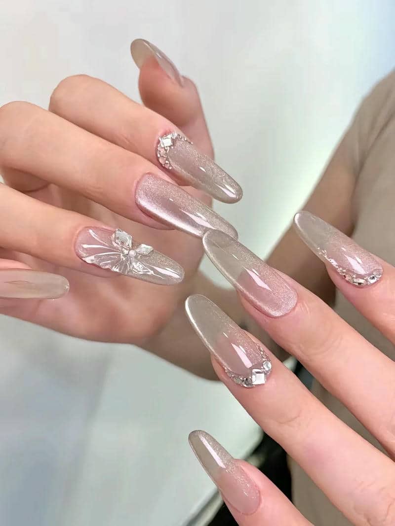 mẫu nail thiết kế mắt mèo